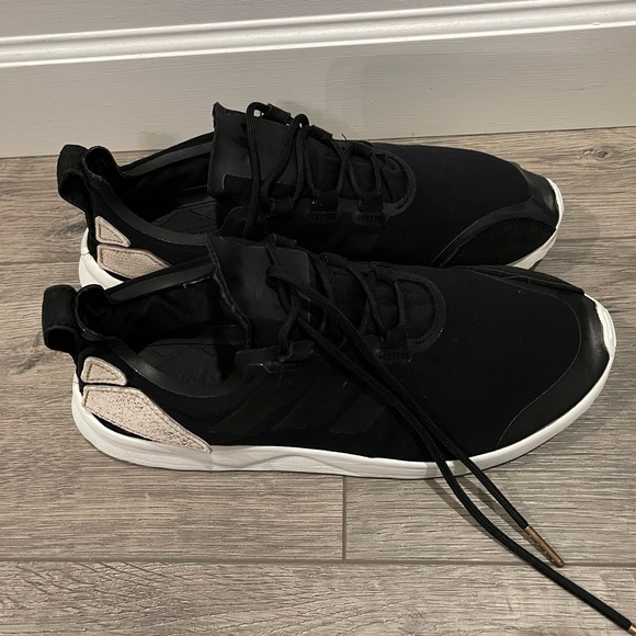 Adidas Flux with Rose Gold Women’s Sneakers - Picture 5 of 5